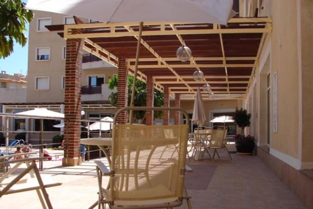 Lovely Apartment In Cabo Roig Near Beach Orihuela Exterior foto